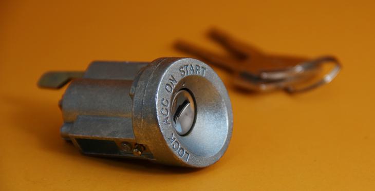 Toyota celica ta22 ta23 ra20 ra21 ra23 gt lt st ignition switch & key