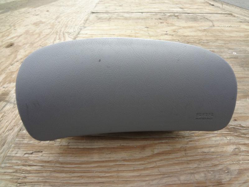 2003- 2005 hyundai accent passenger airbag