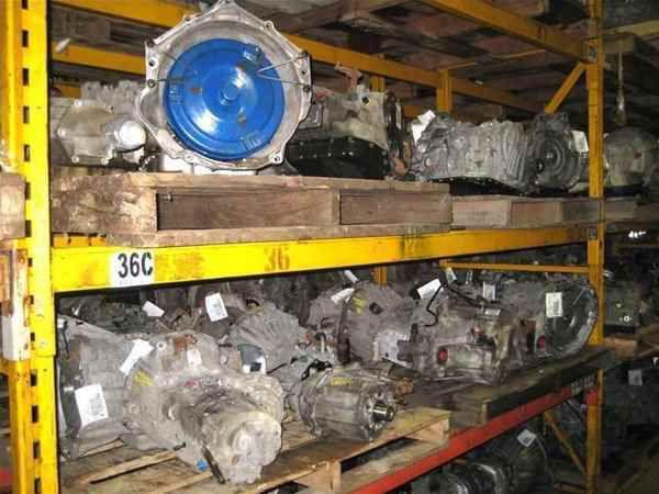 04 05 06 mazda 3 5-speed manual transmission 70k oem