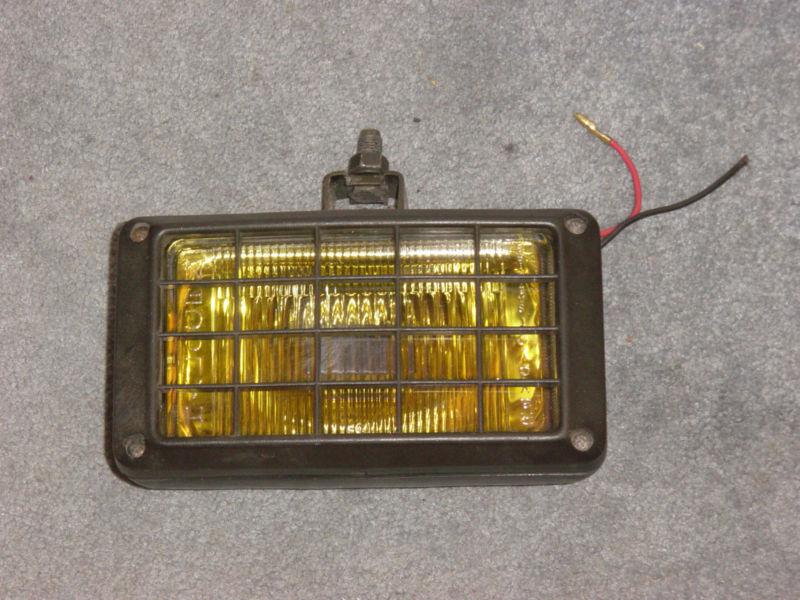 Vintage raydyot halogen plastic cage yellow fog light sae 1f189 works!