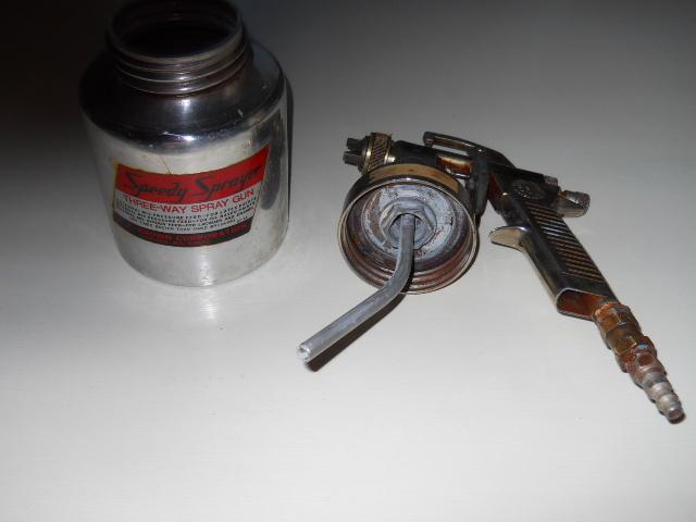 Vtg speedy sprayer 331-a paint gun w.r. brown corp, box wrench, tip, paperwork