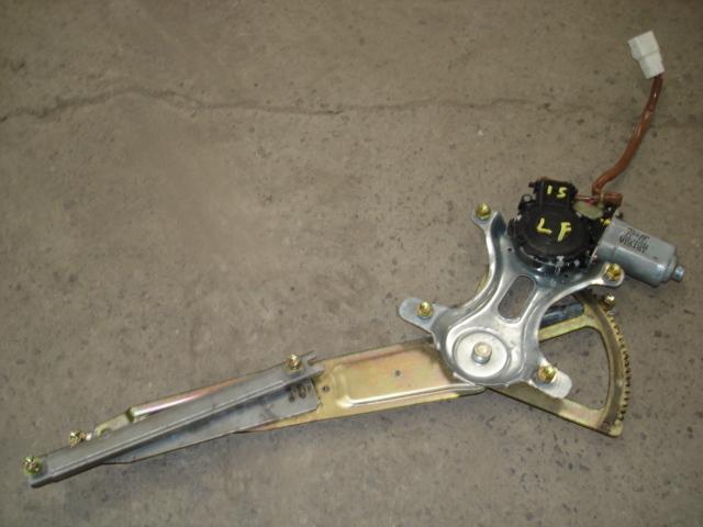 01-05 lexus is300 lh front window motor regulator assy