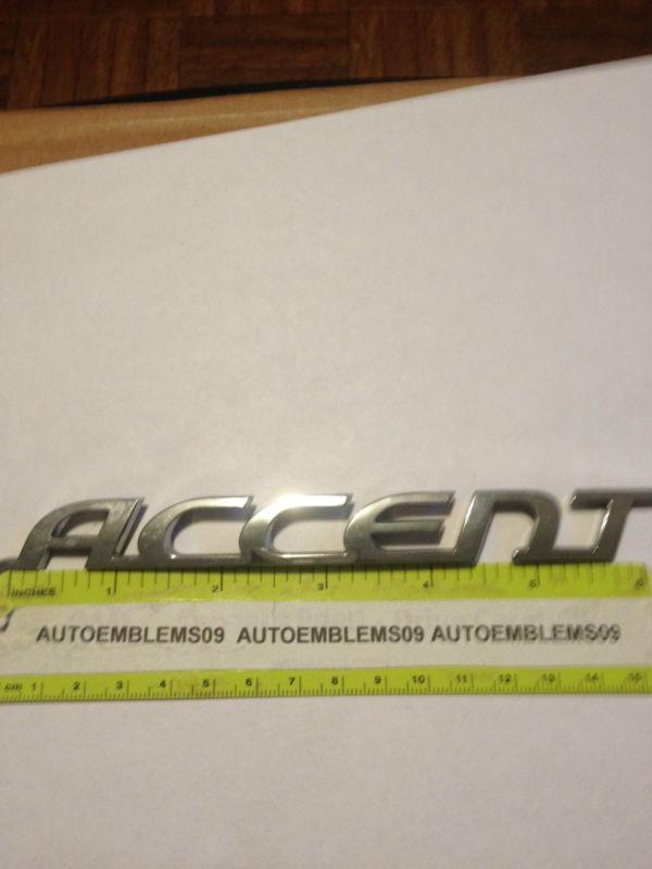 Hyundai chrome accent emblem used