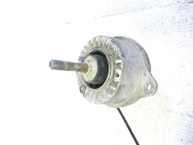 97 98 99 00 01 porsche boxster transmission mount