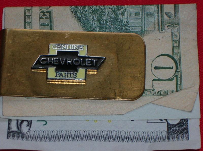 Chevrolet money clip accessory with genuine chevrolet parts bowtie emblem badge