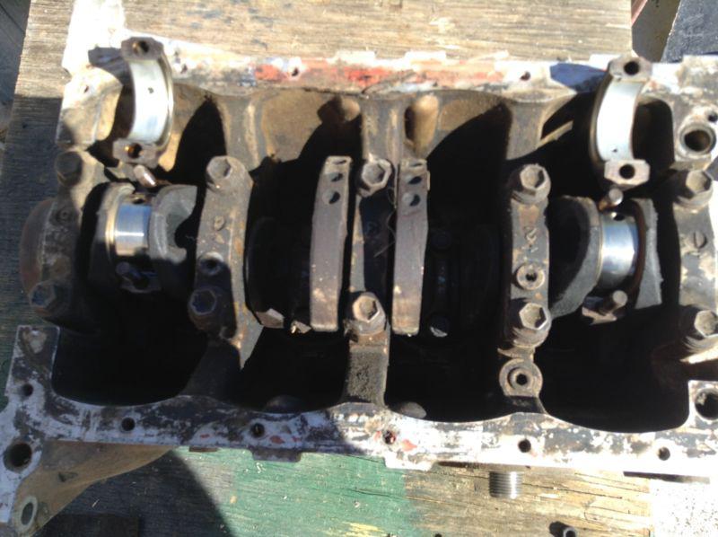 Suzuki samurai 1324cm short block...great used condition...no reserve.