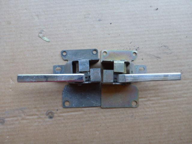 1984 chevrolet 1/2 ton chevy pickup truck interior door handles oem