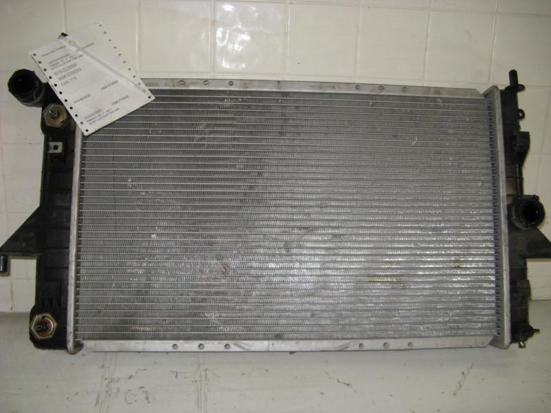 Sell 94 95 SATURN S SERIES SEDAN RADIATOR AT SL2 in San Antonio, Texas