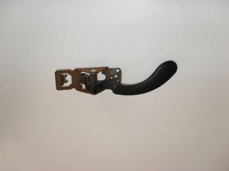 93-02 camaro firebird l/h driver inner interior door handle -oem
