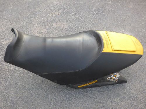 1a 2005 05 summit x complete seat assembly yellow 510004585p plastic