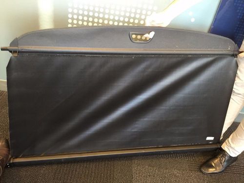 Mercedes benz_9051w_black-oem-rear-cargo-cover-genuine_a1668100709