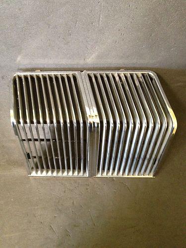 76-77 Oldsmobile Cutlass Grilles!! Great Condition!! 551550-551551 LH & RH!!, US $150.00, image 6