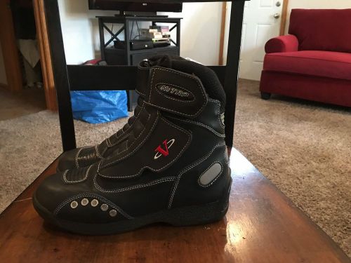 Vega black leather motorcycle boots mens size 6 or womens size 7.5