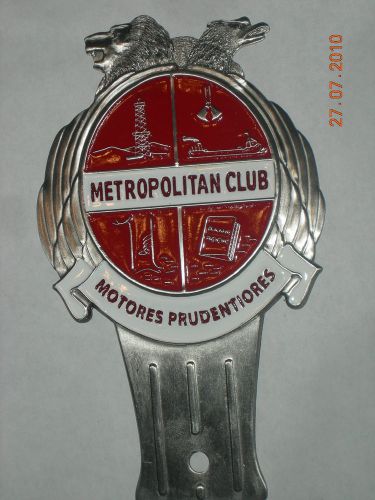 Nash metropolitan club medallion