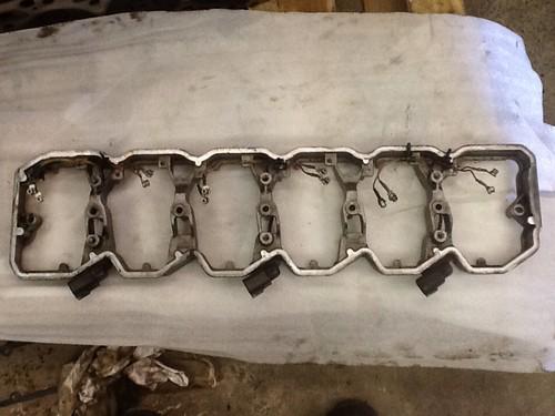 5.9l 2003 cummins diesel cylinder head extension with injector wires