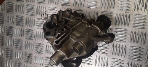 Audi a5 8t3 oil pump 06h115105af 2.00 petrol 2010 17873392-