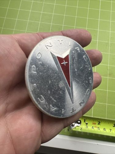 Pontiac 9595157 OEM GM Center Wheel Lug Dust Hub Cap Rim Cover Aluminum Used. U2, US $11.99, image 2