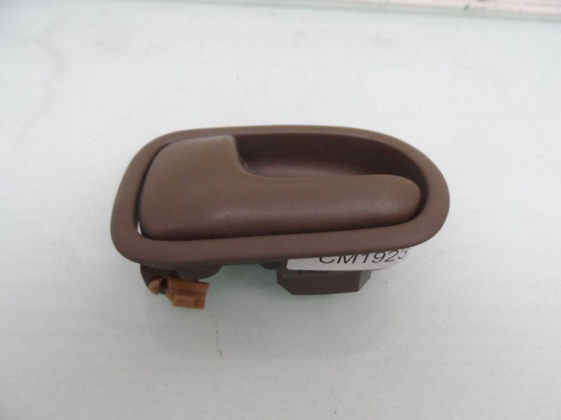 LEFT FRONT DRIVER OEM INSIDE DOOR HANDLE MAZDA PROTEGE 2000, US $12.00, image 2