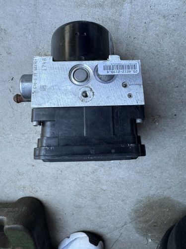 2015-2018 Jeep Wrangler ABS Anti-Lock Brake Pump Assembly 3.6L P68253156AB, US $689.99, image 2