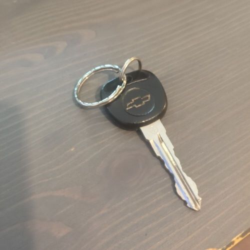 Chevy replacement door logo key