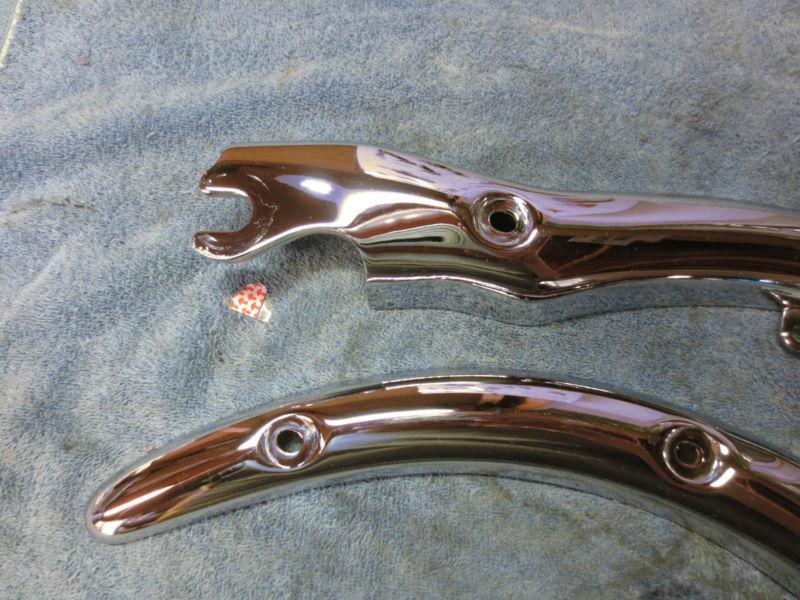 2002 HONDA SHADOW ACE VT750 Rear Fender Supports Grab Strut Cover NICE, US $29.99, image 4