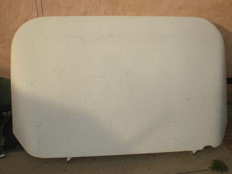 Mack truck roof top wind deflector fiber material white with hardware to install