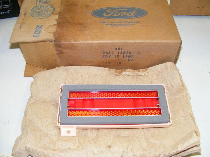 1973 ford fullsize body side lamp frt fender rh nos new d3az-15a201-c