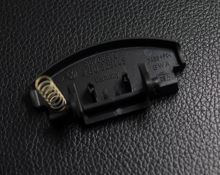 Oem black console lid latch lock button fit for vw jetta golf passat beetle