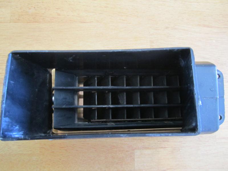 69 CAMARO DASH VENT OUTLET AND VENT ASSEMBLY, W/O AIR,LEFT SIDE, ORIGINAL GM !, US $15.99, image 2