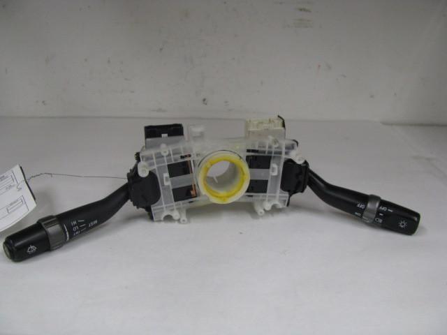 Column switch lexus is300 2002 02 03 04 05 auto sedan 354423