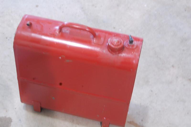 Rare Suitcase style vintage 5 gallon tank for outboard motors mercury evinrude, US $9.00, image 2
