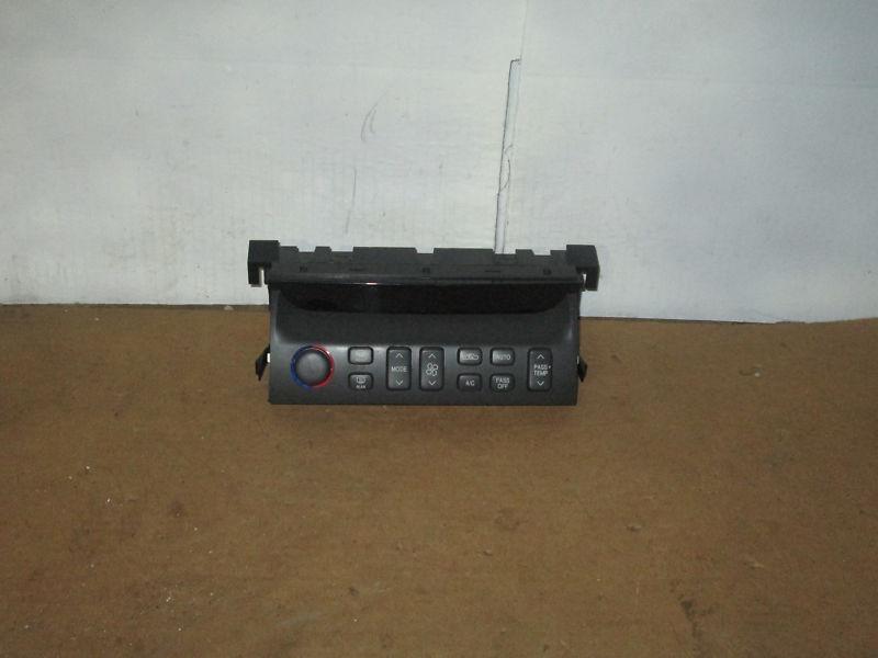 2001-2002 cadillac deville ac climate control oem ng2719 25757867