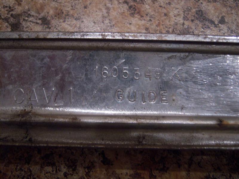 1978 CADILLAC FLEETWOOD HOOD V EMBLEM TRIM MOLDING BADGE CHROME FRONT GRILLE , US $80.00, image 4