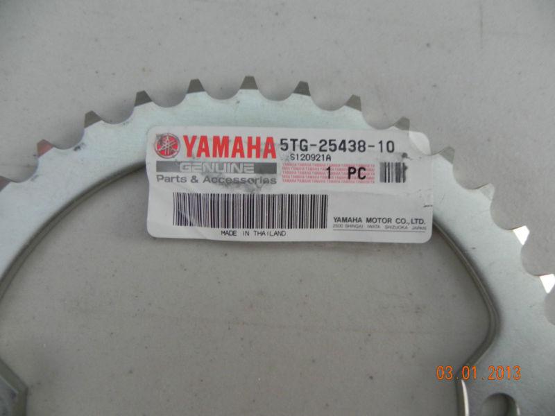 Yamaha 5TG-25438-10-00 SPROCKET, US $34.99, image 2