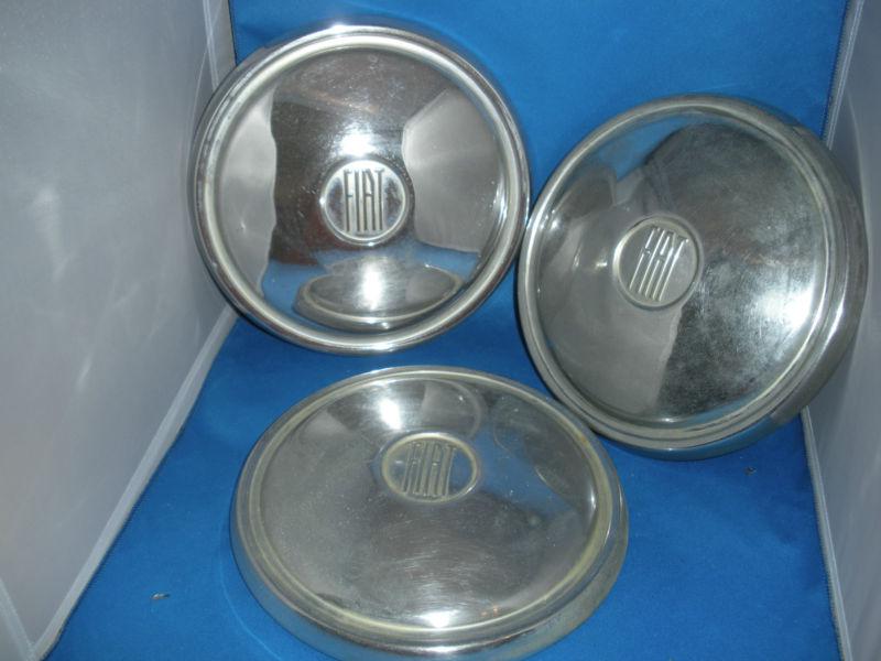 3 fiat spider hub caps removed from a 1972 fiat 124 spider,apprx.9" diameter