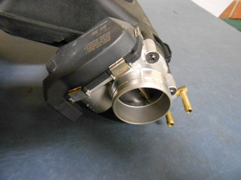 2011,11,12 vw jetta 2.0 throttle body oem nice 06g133062j