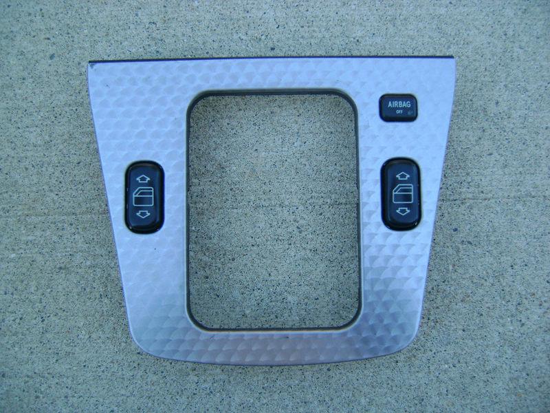 98 - 04 mercedes benz convertible slk230 2.3l i4 efi master power window switch