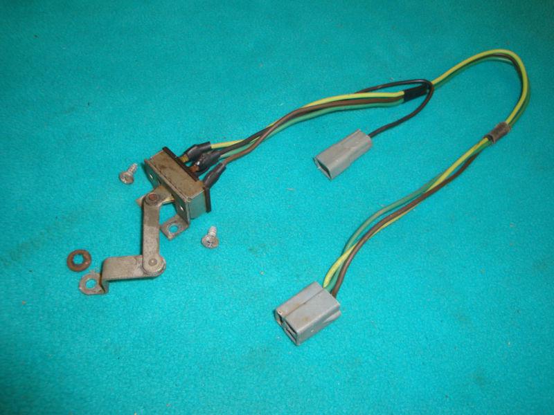 Purchase 196870 CHARGER, ROAD RUNNER, BBODY, DASH HEATER CONTROL