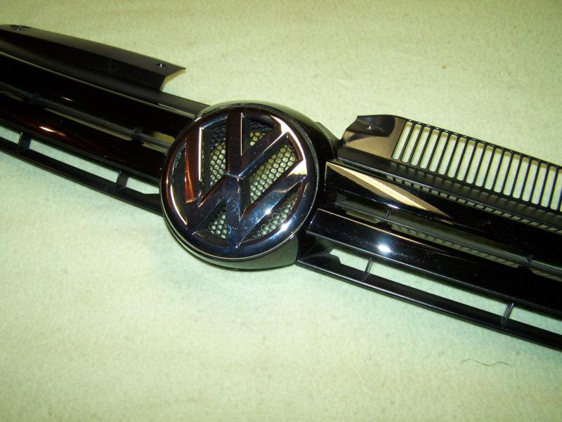2013 VW Golf OEM Grille, US $30.00, image 2