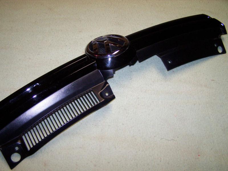 2013 VW Golf OEM Grille, US $30.00, image 3