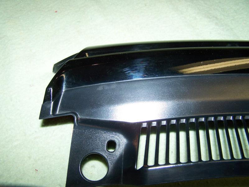 2013 VW Golf OEM Grille, US $30.00, image 5