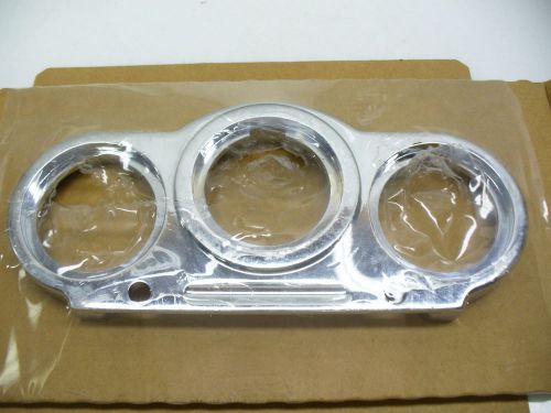 Harley 3 1.5" chrome bracket top #67307-04