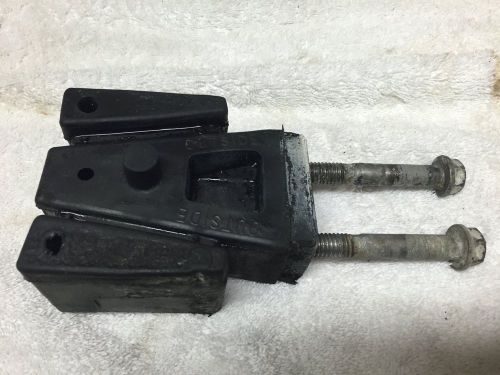 434632 johnson evinrude exhaust housing lower rubber mount 90-250 hp