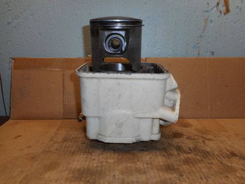 1996 seadoo xp 787-800   cylinder and complete matching piston
