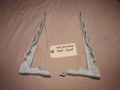 1999 - 2004 ford mustang gt right and left hood hinge set