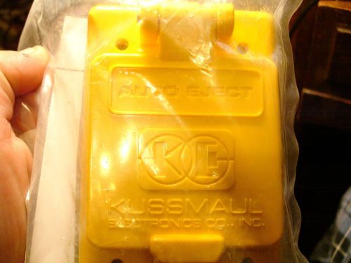 Kussmaul yellow auto eject cover, (new in wrap)