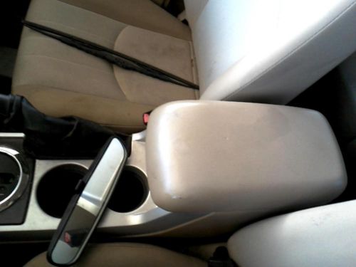 Mercury mariner, front console floor