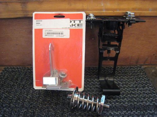 Early btonco hood latch assembly