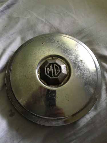 Vintage 1950&#039;s 3 mg 9 inch hub caps  had them for 30 years