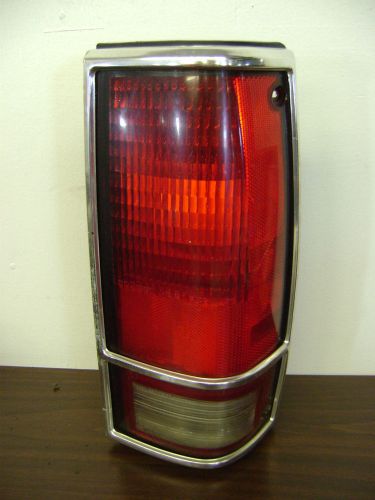 1991 chevy s-10 right passenger side tail light